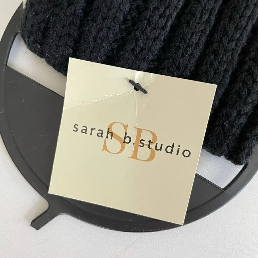 NWT Sarah B. Studio Black Scarf